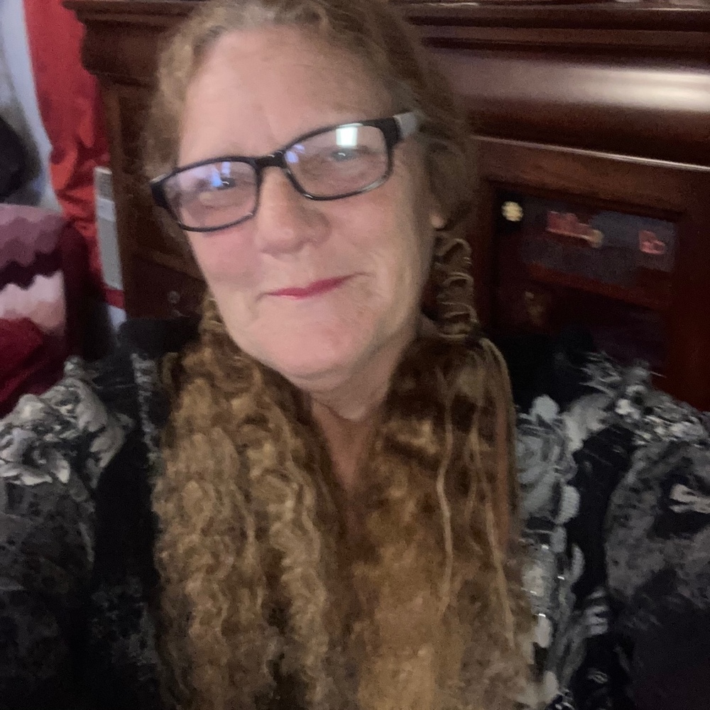 Meet your Posher, Traci